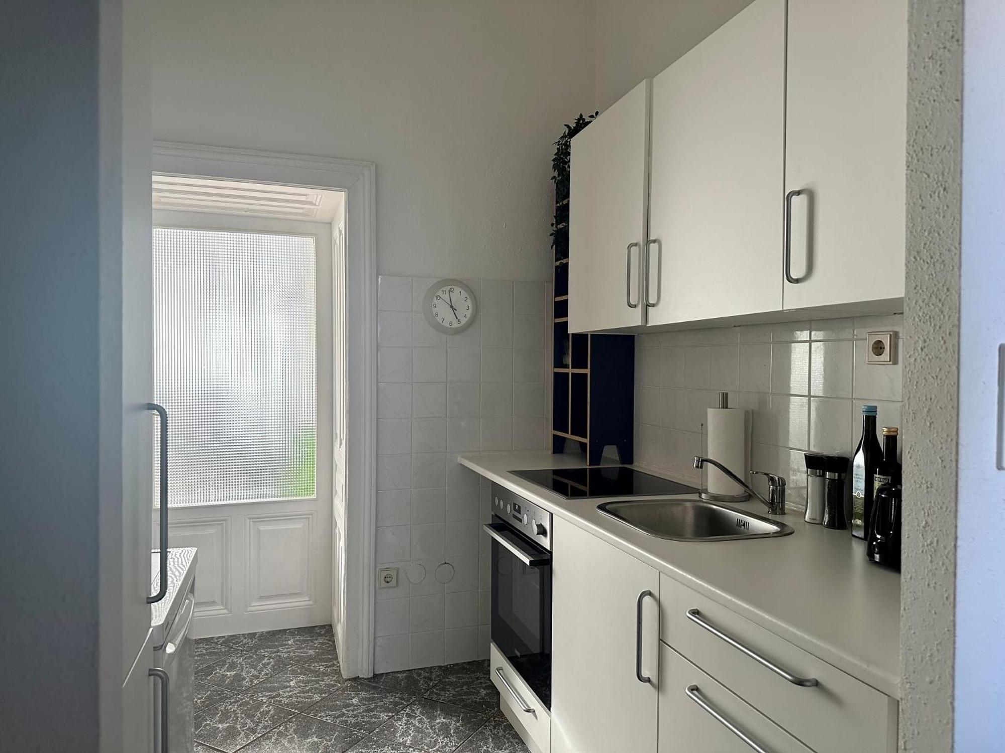 Spacious Apartment, 3 Min To U1 Reumannplatz Виена Екстериор снимка