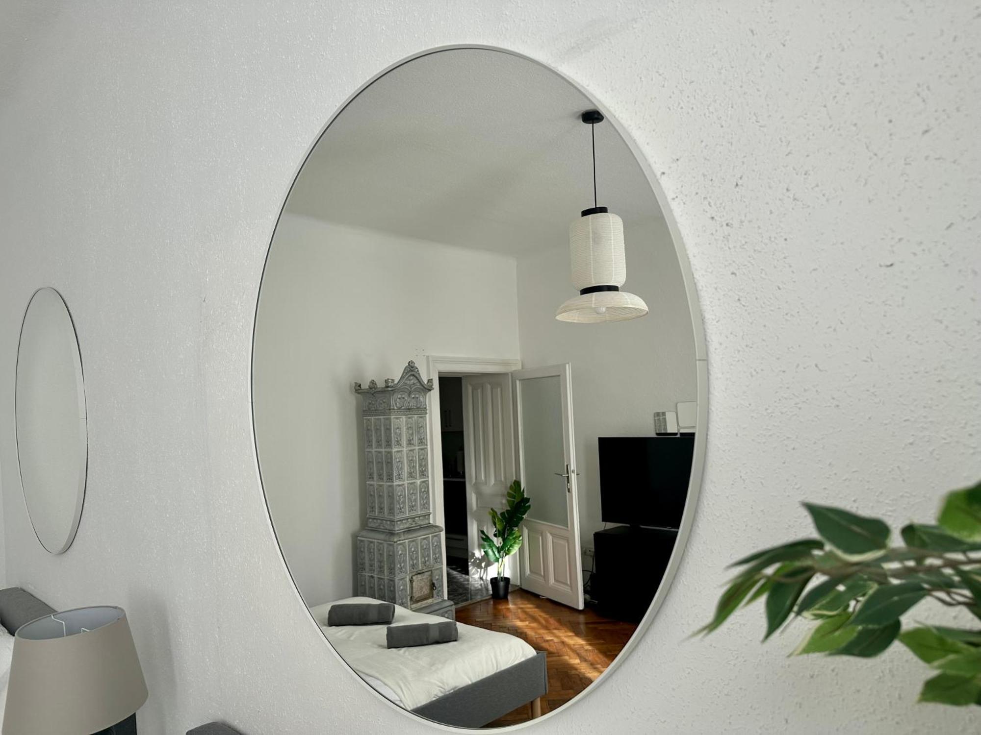 Spacious Apartment, 3 Min To U1 Reumannplatz Виена Екстериор снимка